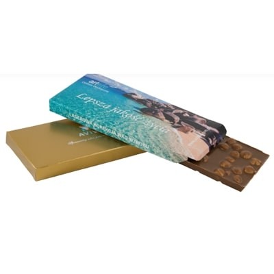 Cioccolato 100 grammi con nocciole Cioccolato 100 grammi con nocciole