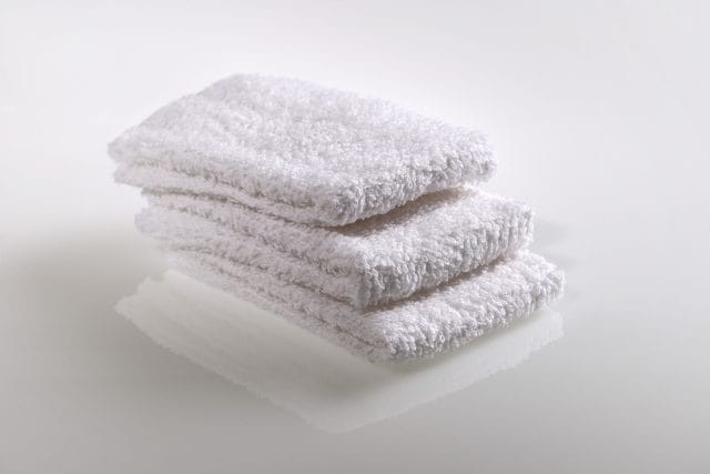 Salvietta Umidificata Luxury in Spugna di Cotone – Riutilizzabile e Personalizzabile
